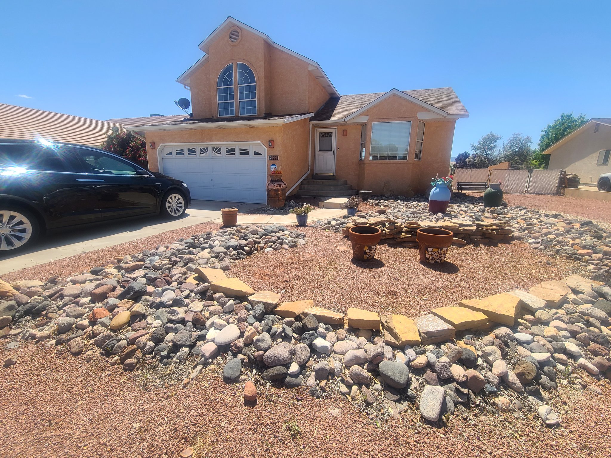 St George House: 991 n 2100 w