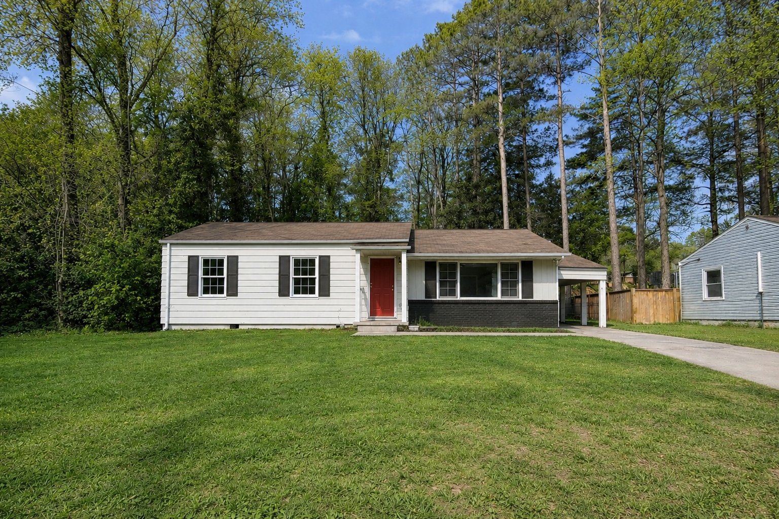 Atlanta House: 2037 Highview Rd SW
