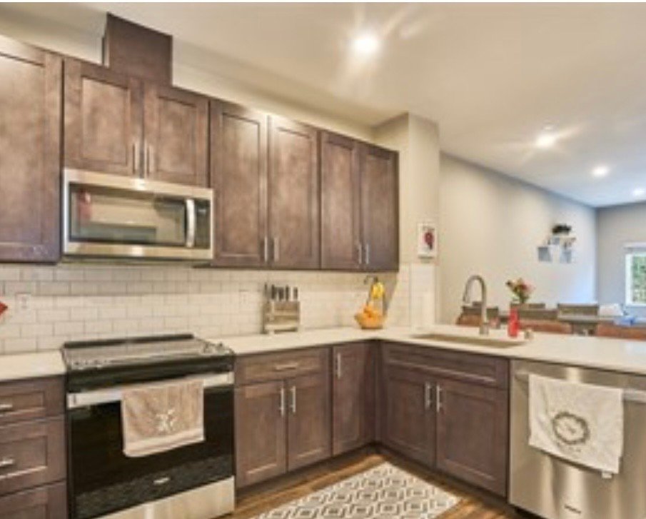 Everett Townhome: 9618 19th Ave SE