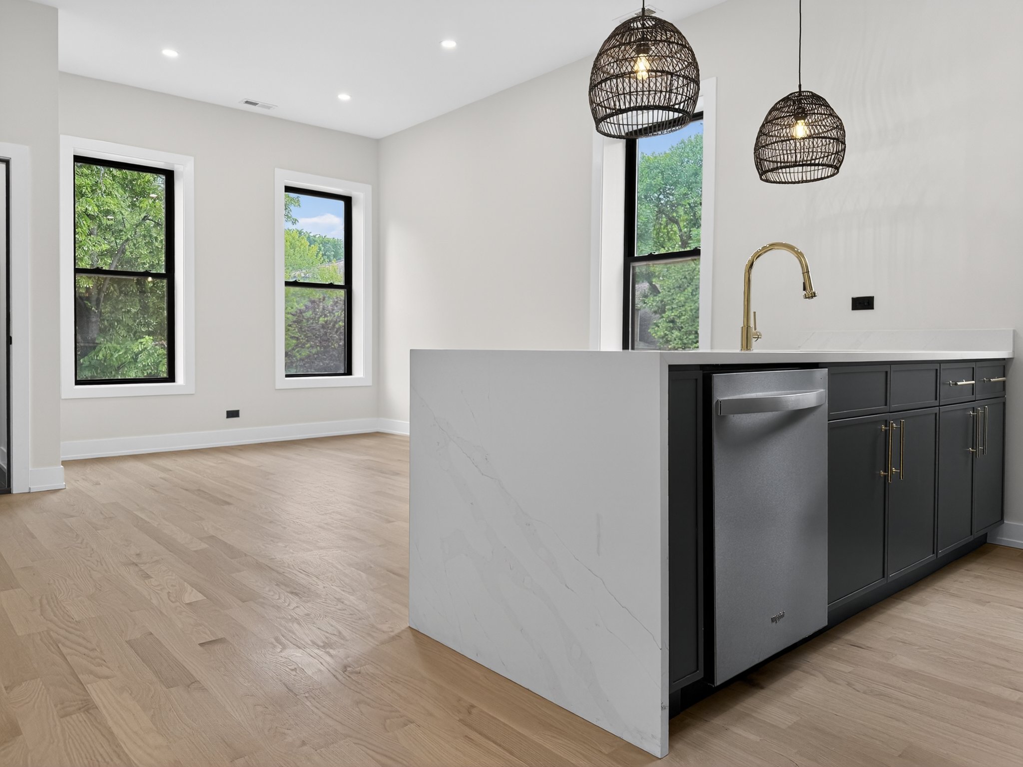 Chicago Condo: 1416 N Maplewood