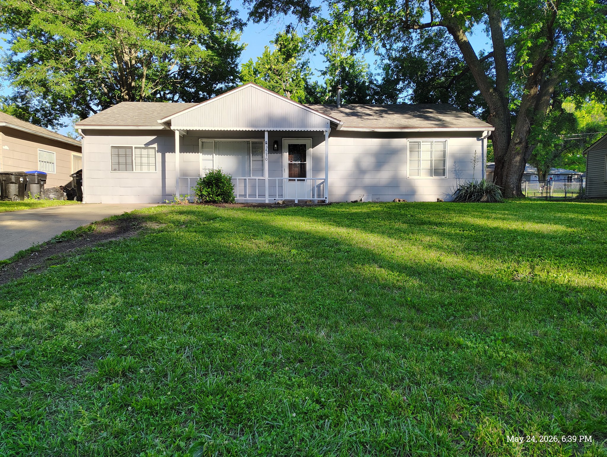 Topeka House: 3570 SW Kerry Ave