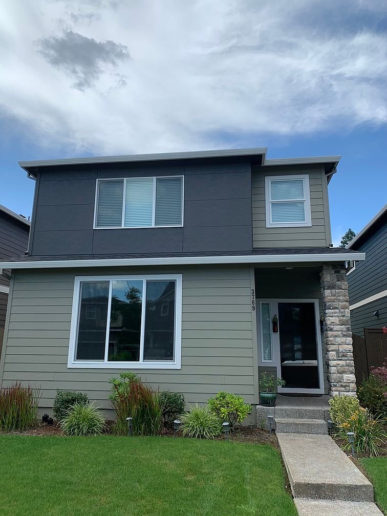 Hillsboro House: 3769 SE McKenzie Ave