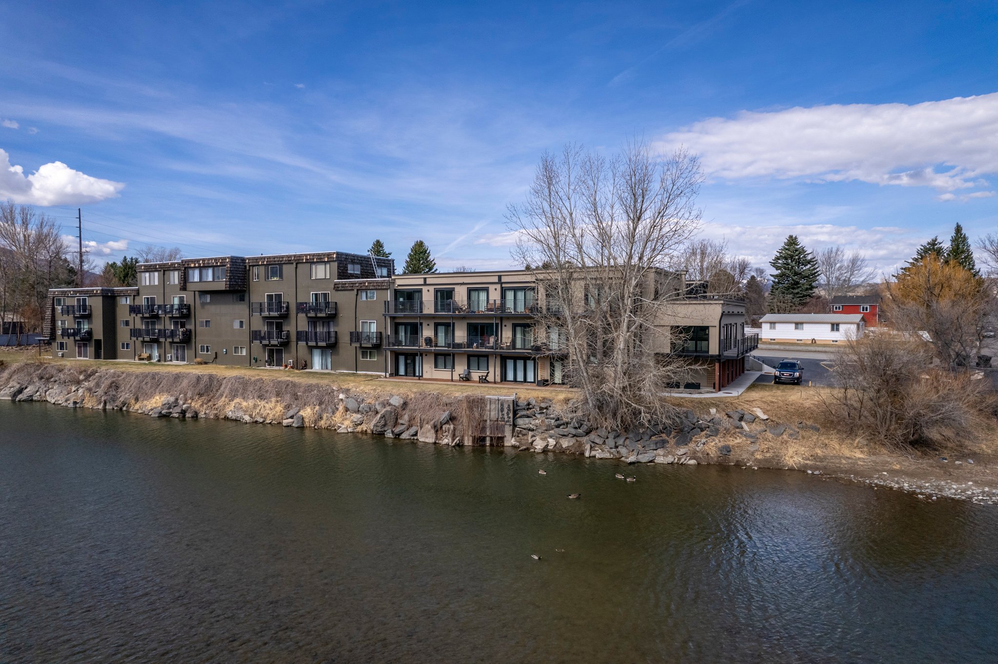 Livingston Multiplex: 1001 River Drive