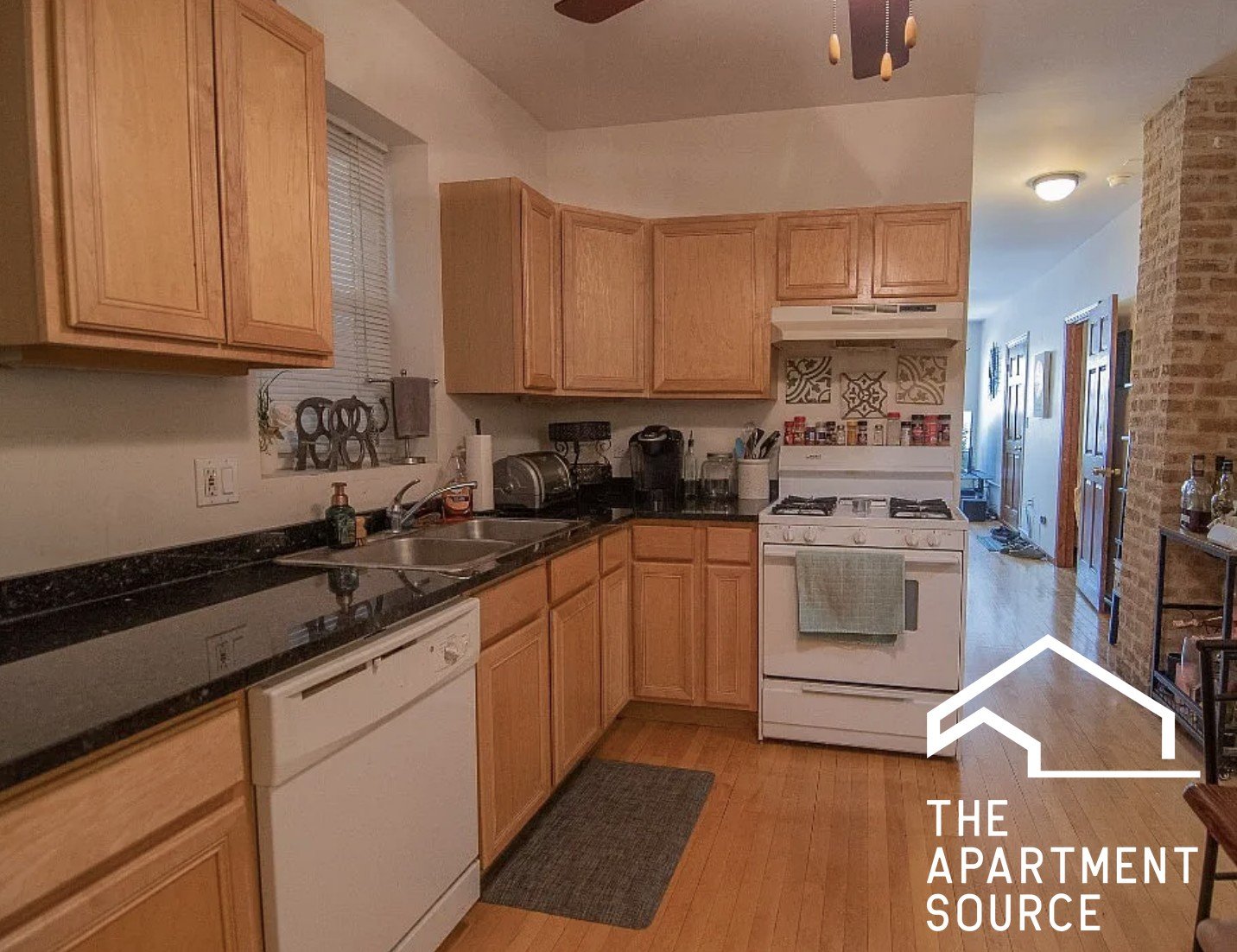 Chicago Condo: 2043 N Leavitt