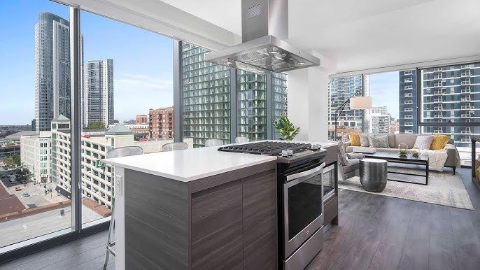 Chicago Condo: 236 W Hubbard St