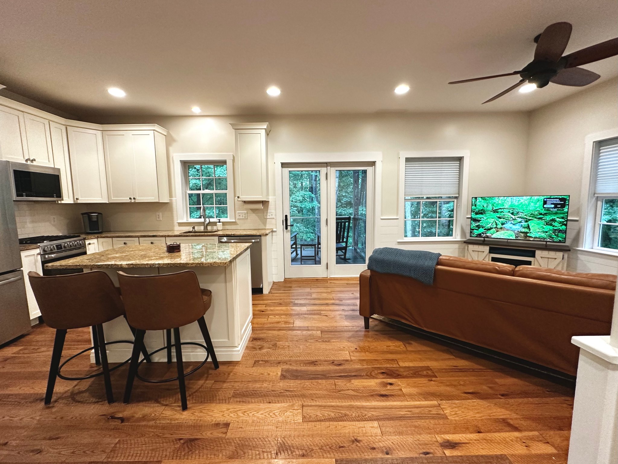Leesburg Apartment: 41959 Sweet Spring Ln