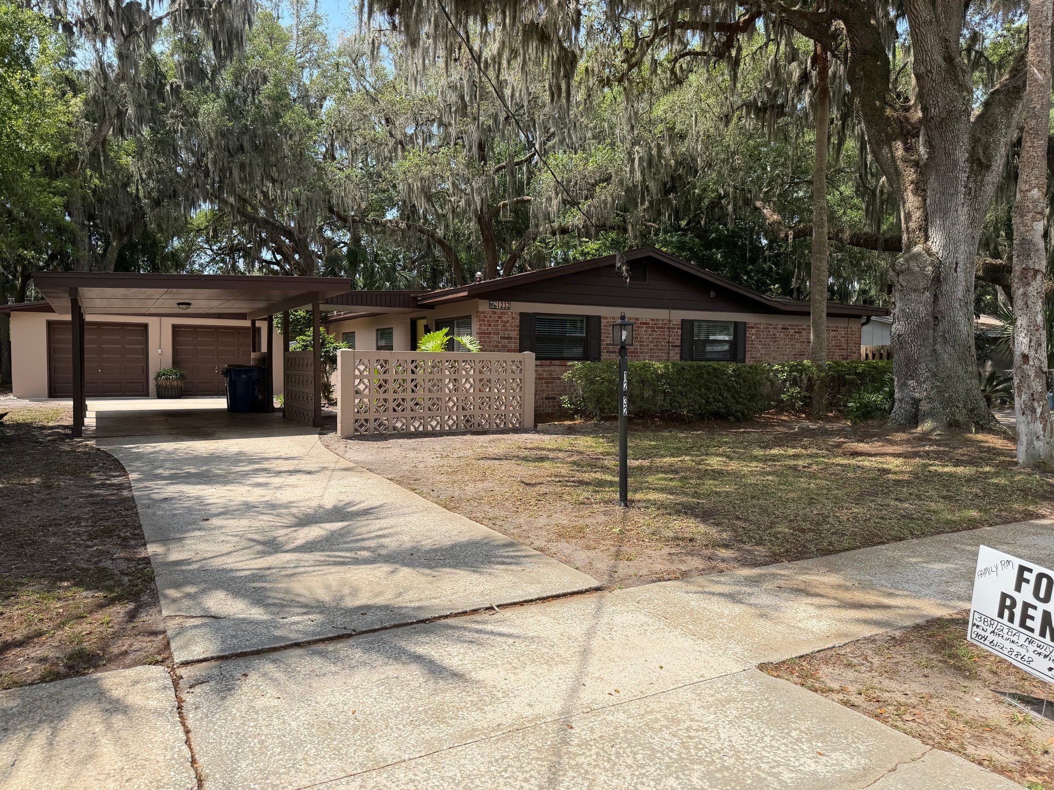 Atlantic Beach House: 1232 Galapagos Ave S