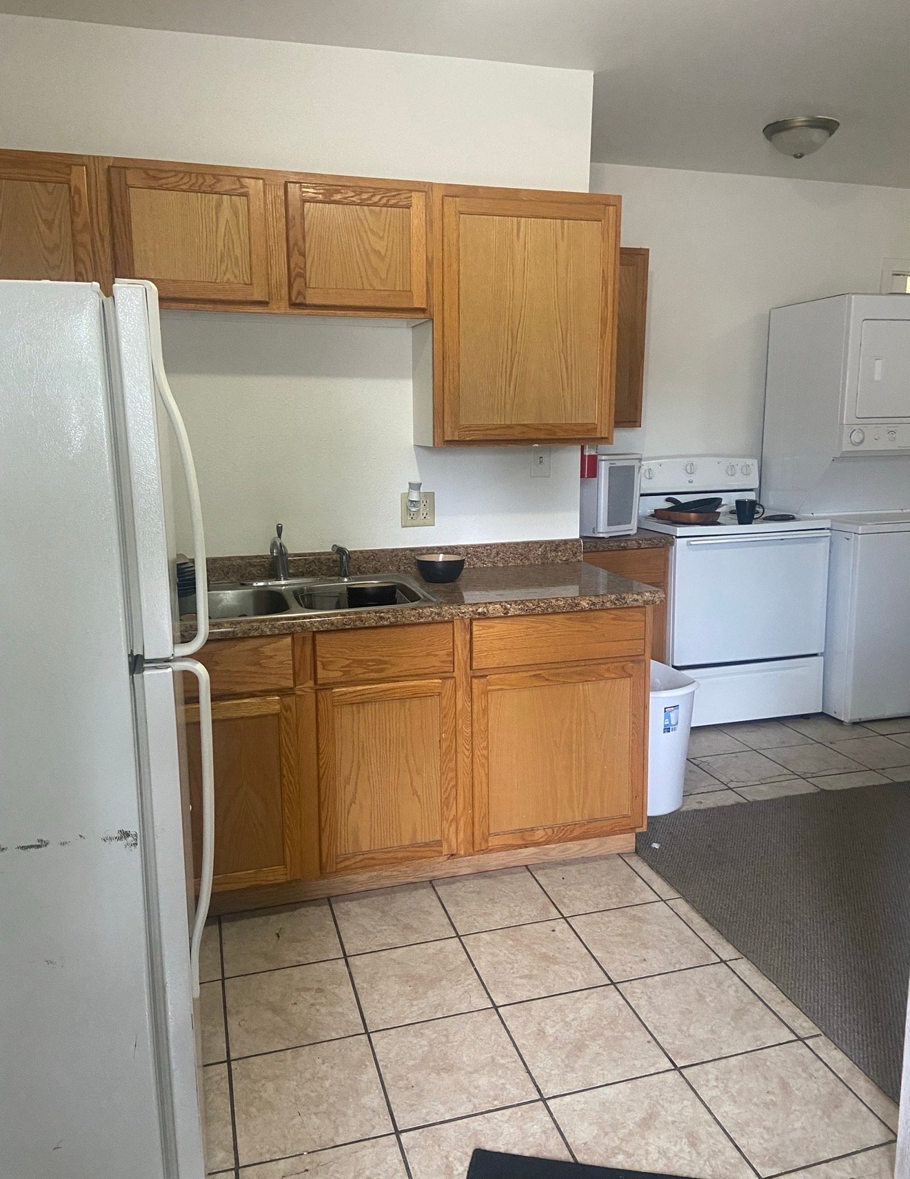 Emmetsburg Apartment: 920 Broadway St.