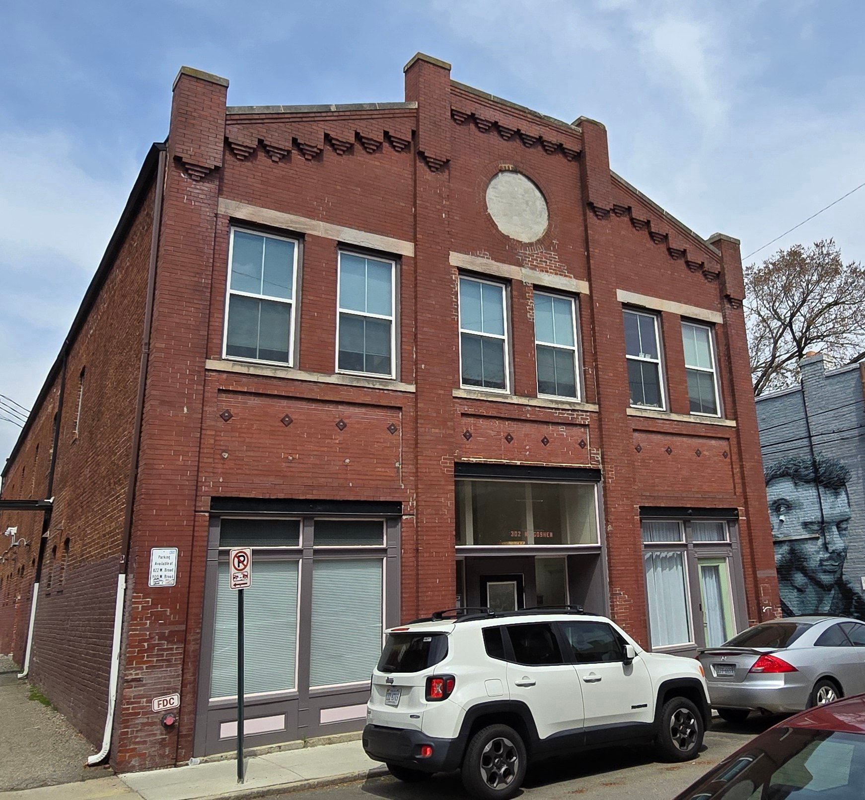 Richmond Apartment: 302 Goshen St