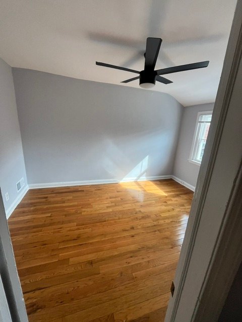 Essex Townhome: 421 Torner Road