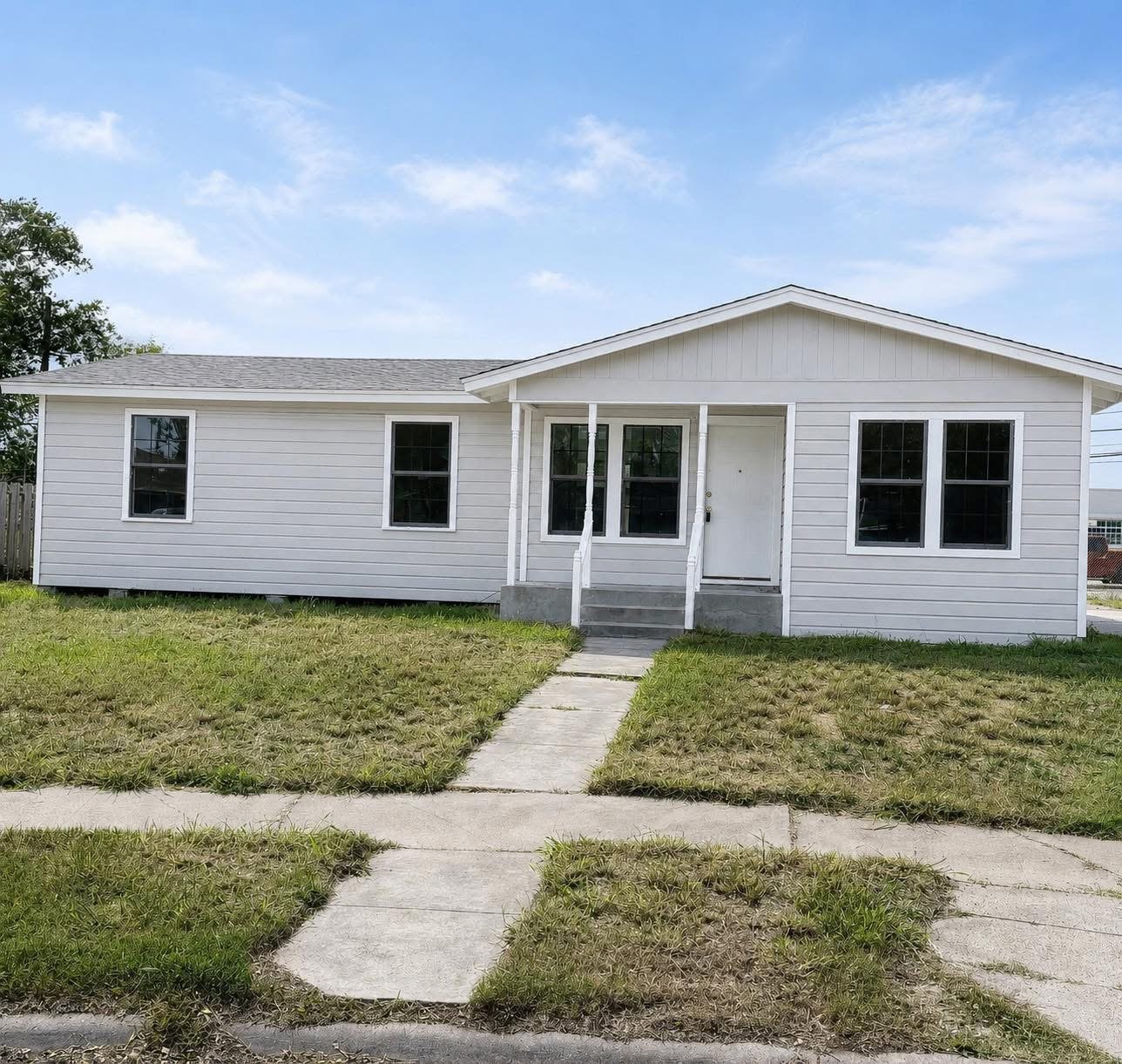 Corpus Christi House: 1410 Ray Dr