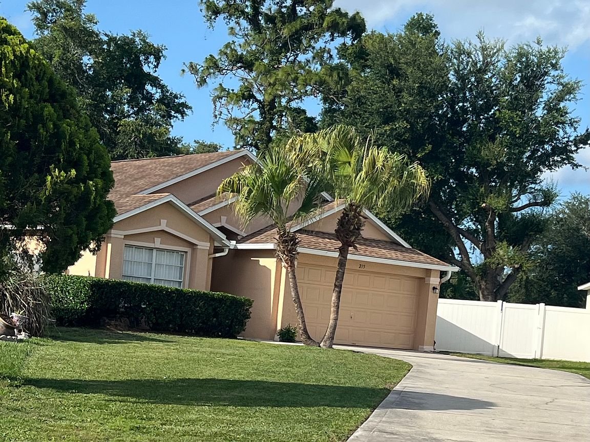 Orlando House: 215 Seville Pointe Ave
