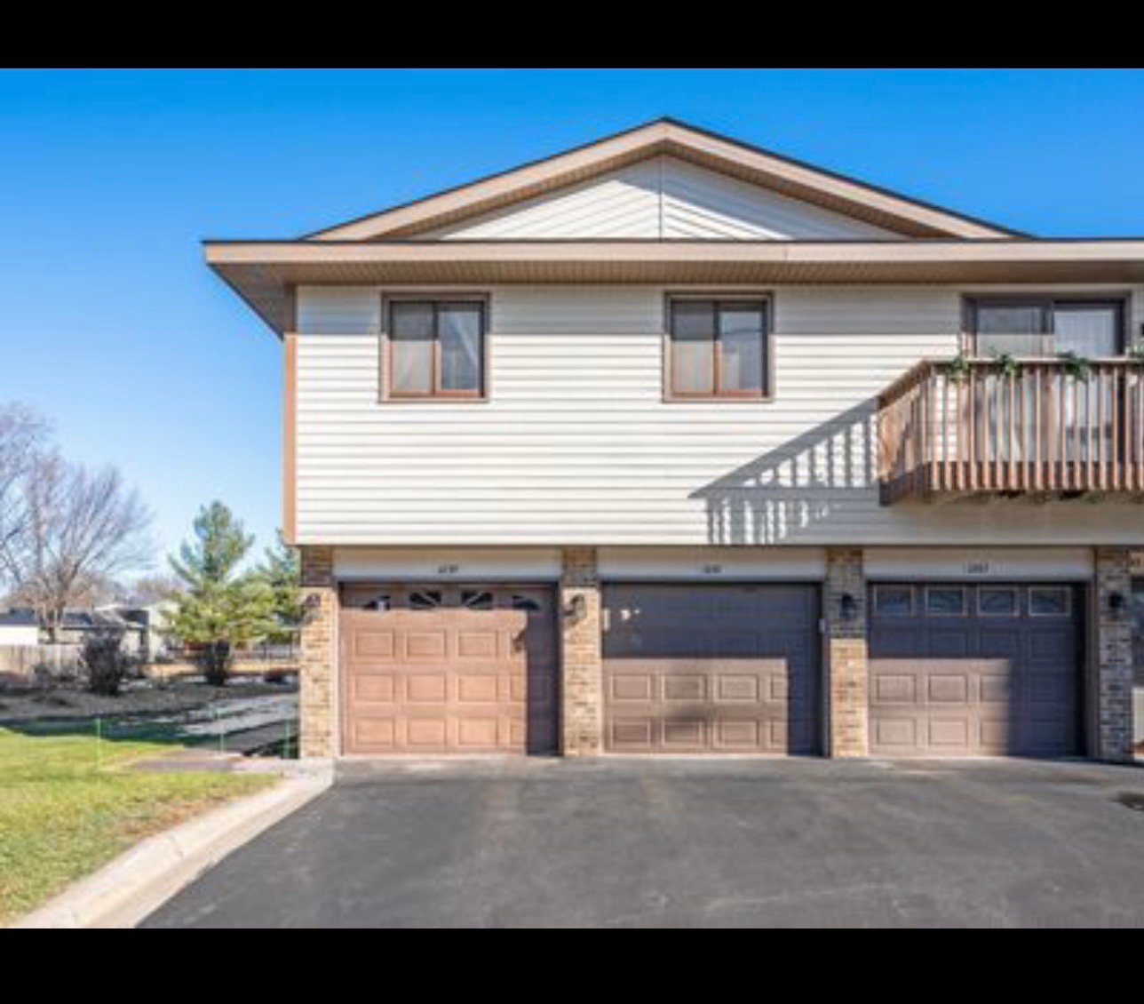 Champlin Townhome: 11139 Edgewood Cir N