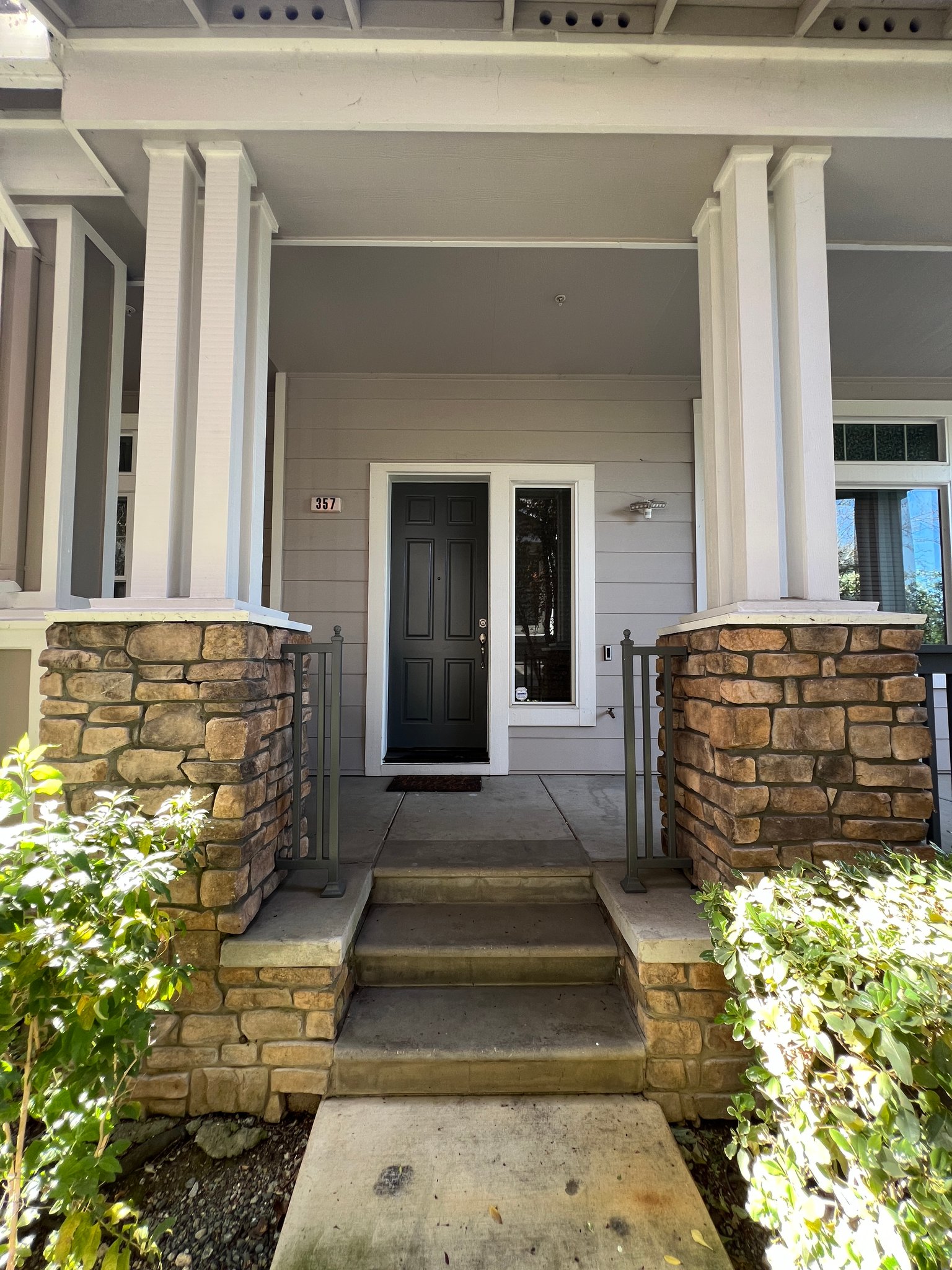 San Jose Townhome: 357 Destino Cir