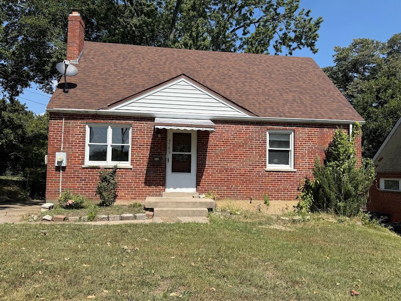 Cincinnati House: 4786 Hardwick Dr