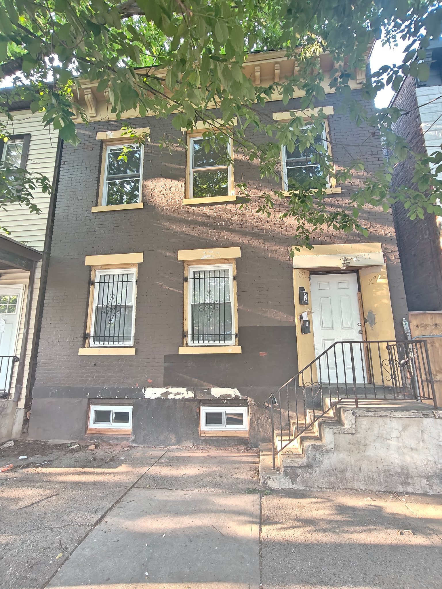 Newark Condo: 291 W Runyon St