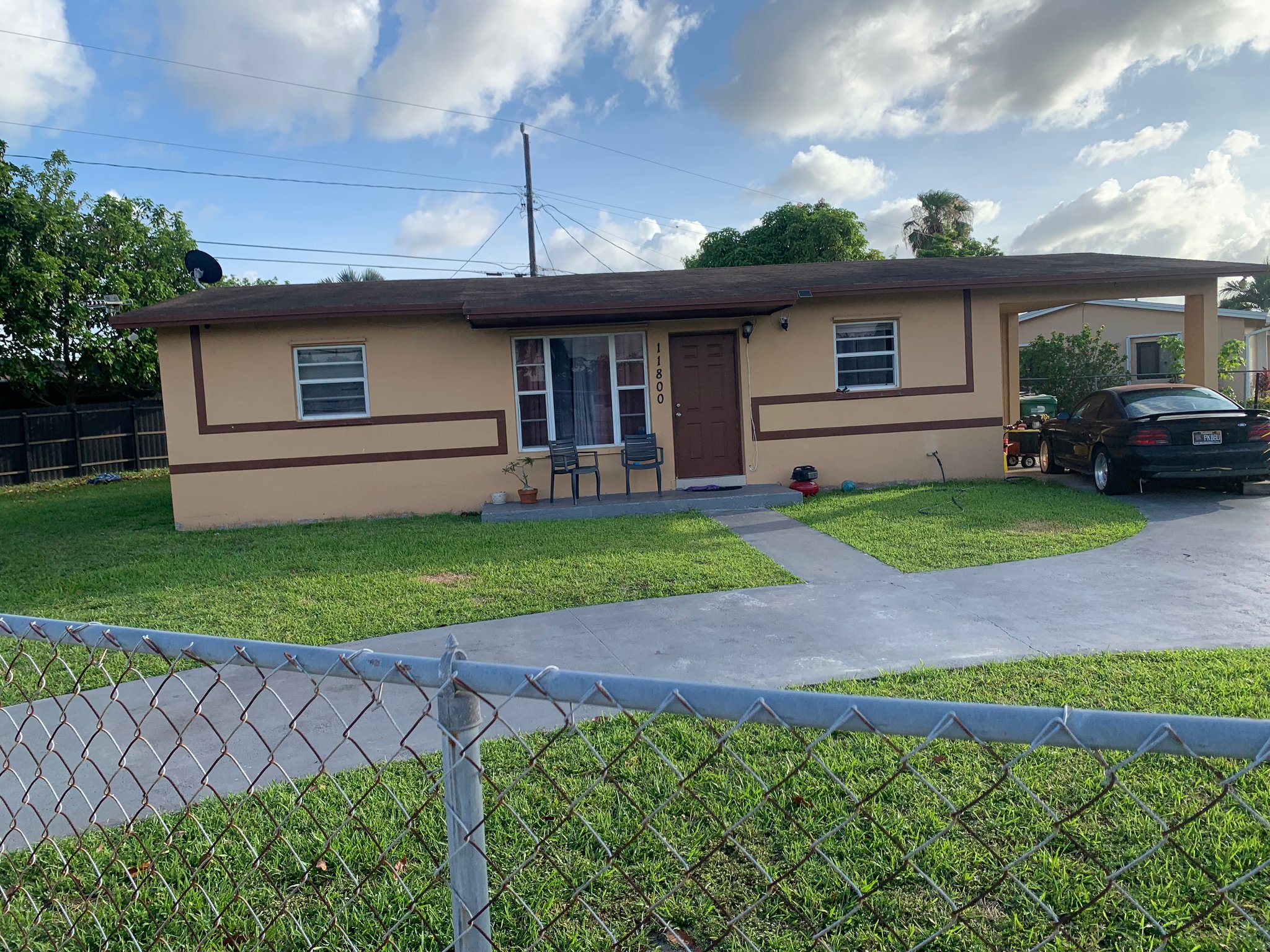 Miami House: 11800 SW 185th St