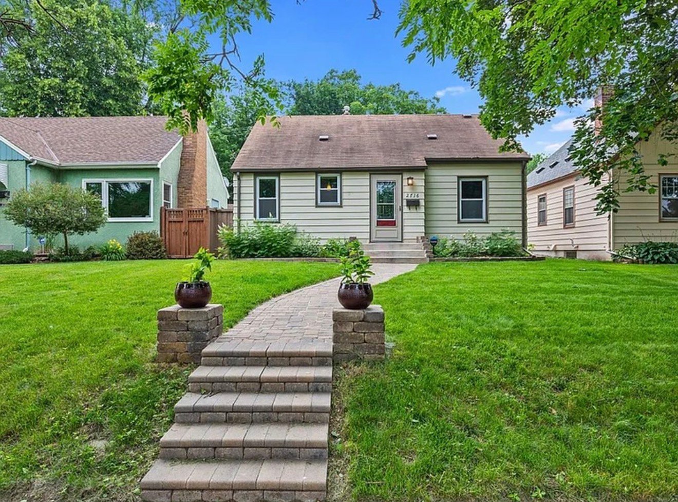 Minneapolis House: 2716 Abbott Ave N