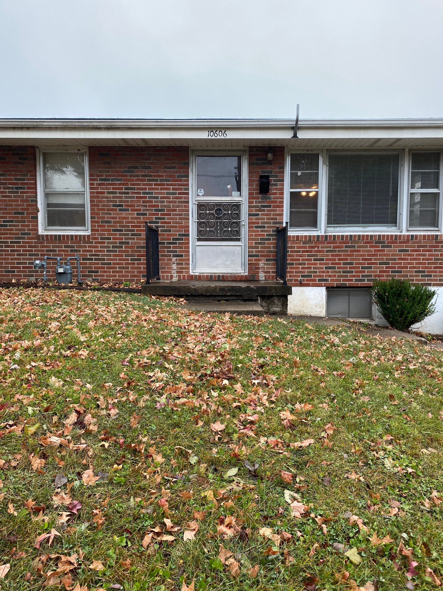 Sugar Creek House: 10606 E Kentucky Ave