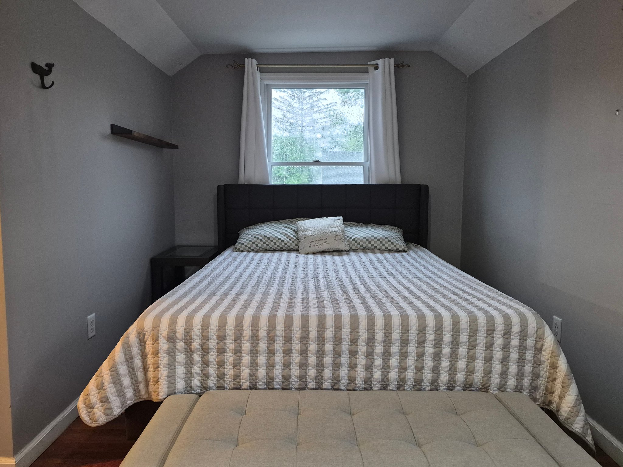 Bloomingdale House: 11 Oakwood Terrace