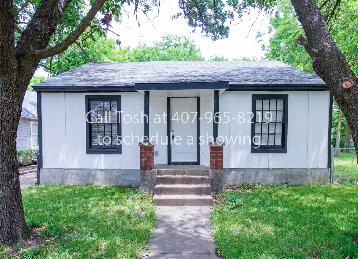 Denison House: 1110 S Houston St