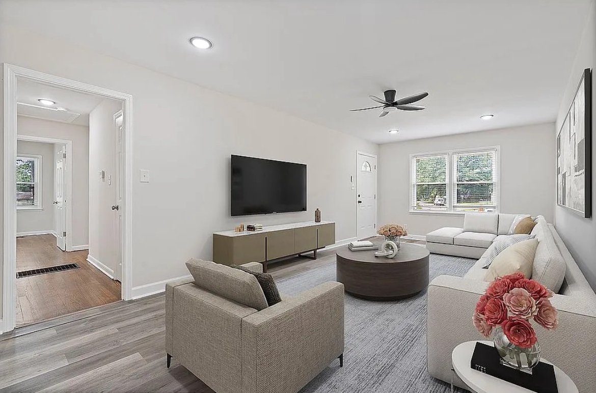 Huntsville House: 3210 Caywood dr