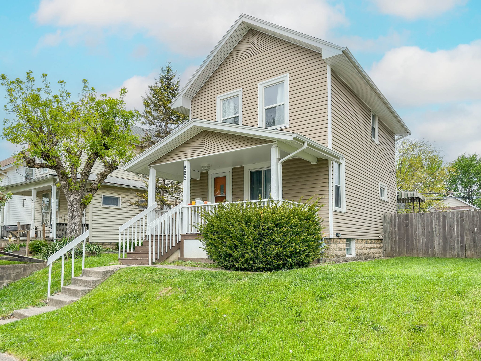 Columbus House: 662 Southwood Ave