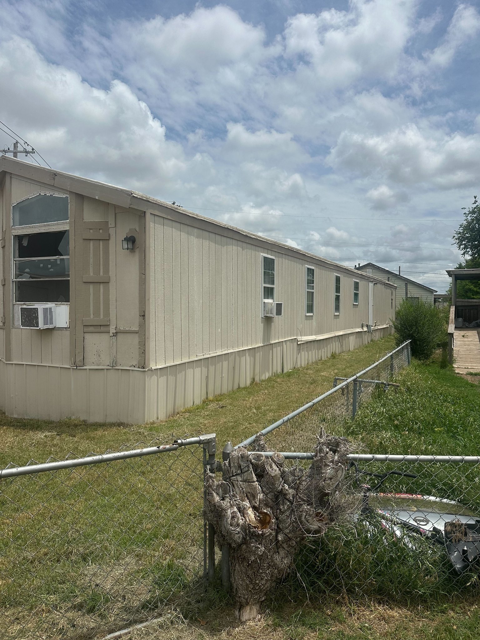 Lawton Other: 2504 SW Jefferson Ave