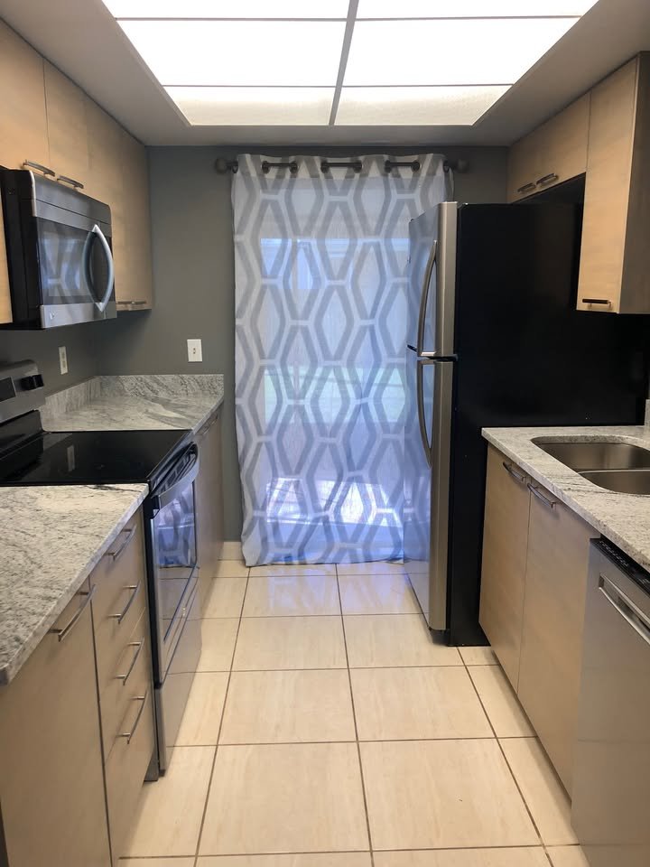 Kissimmee Townhome: 43 W. Las Palmas Way