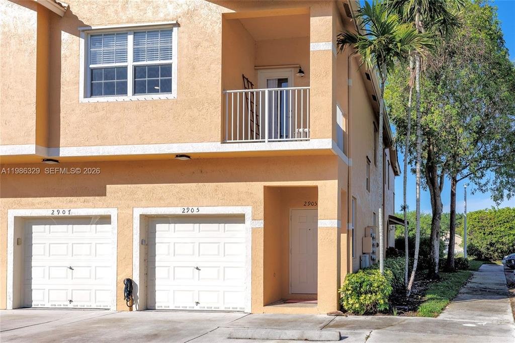 Margate Townhome: 2905 Crestwood Ter