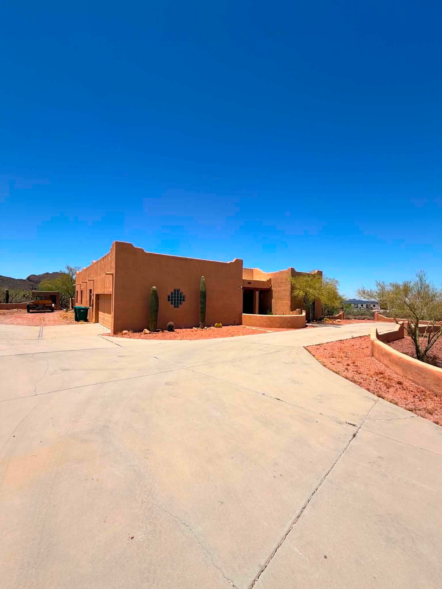 Tucson House: 6375 Happy Trail