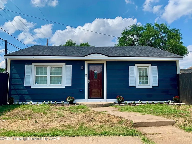 Amarillo House: 1210 SW 17th Ave