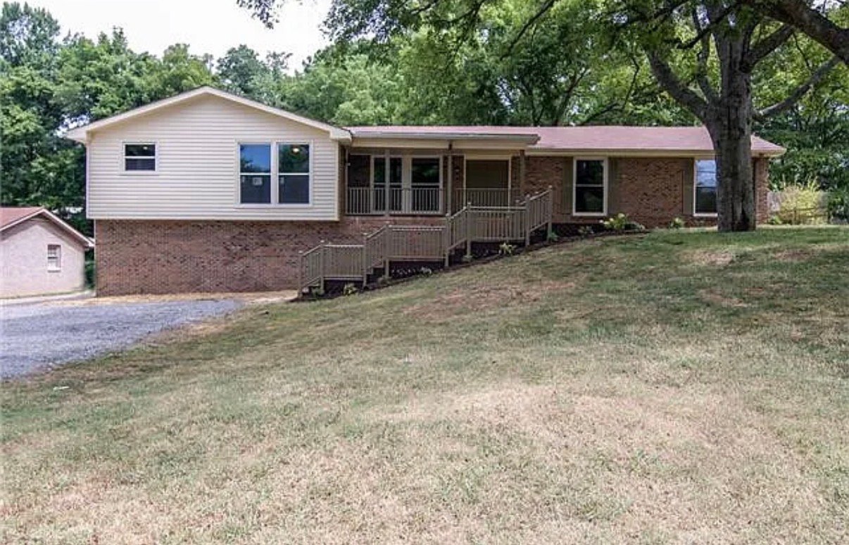 Nashville Multiplex: 634 Harpeth Bend Dr.
