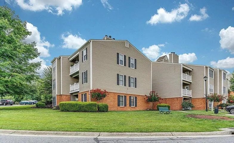 Roanoke Condo: 2973 Winterberry Dr