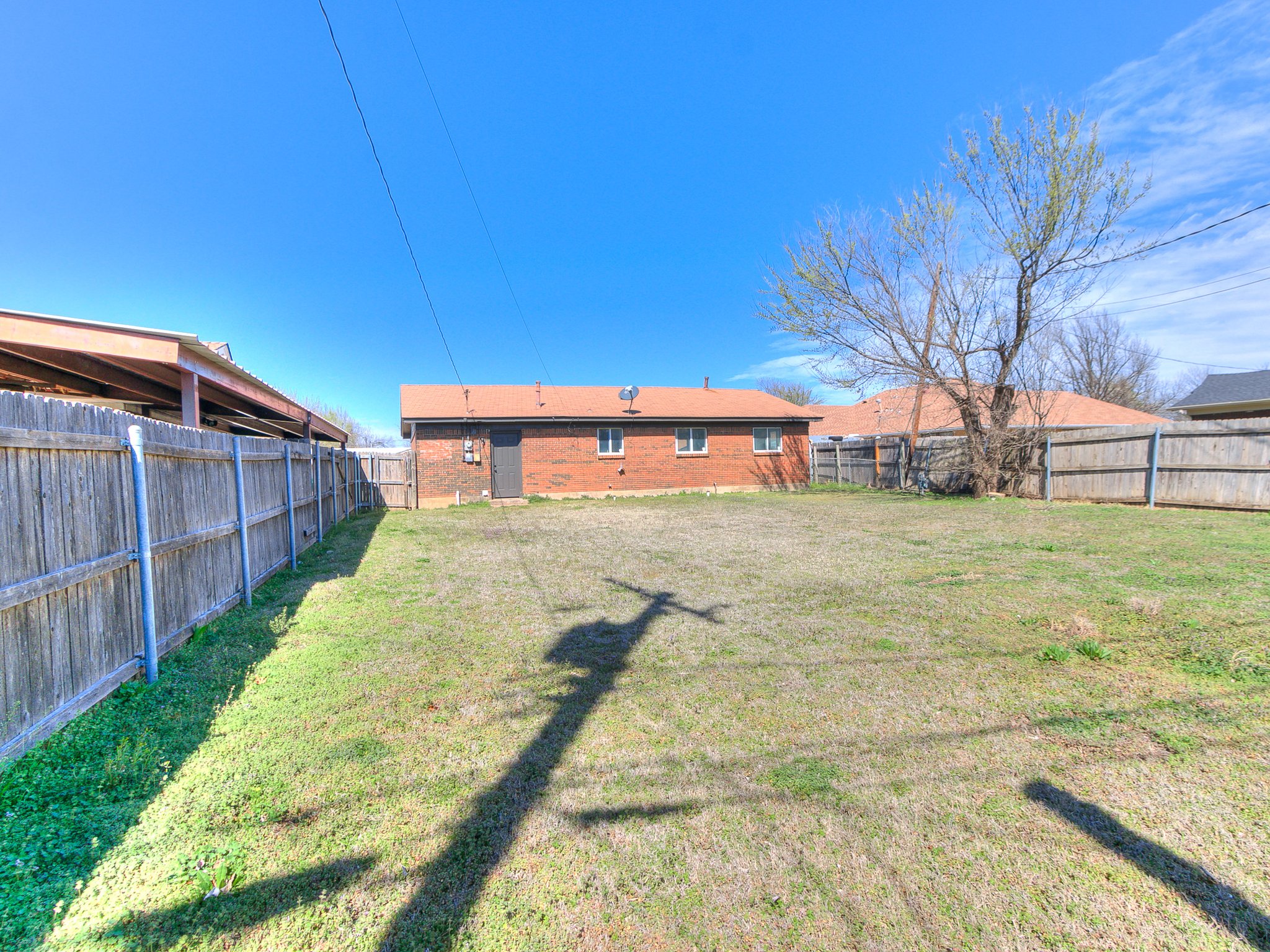Oklahoma City House: 1132 NW 102nd St