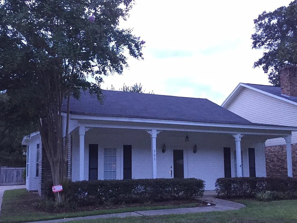 Monroe House: 3509 Stowers Dr