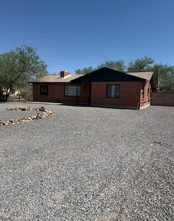 Tucson House: 1290 E Allen Rd