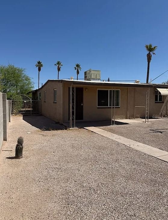 Tucson House: 419 E Alturas St