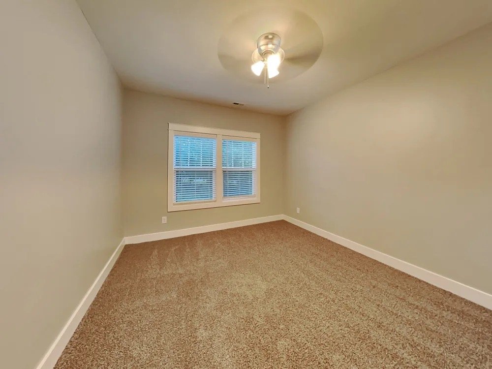 Statesville House: 203 N Toria Dr