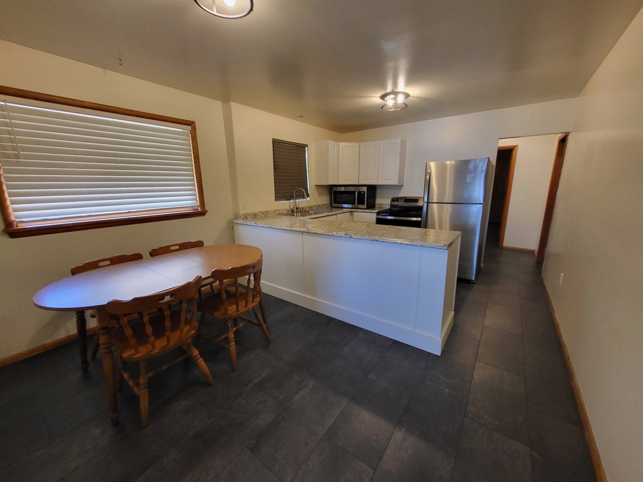 Conrad Apartment: 304 S Virginia