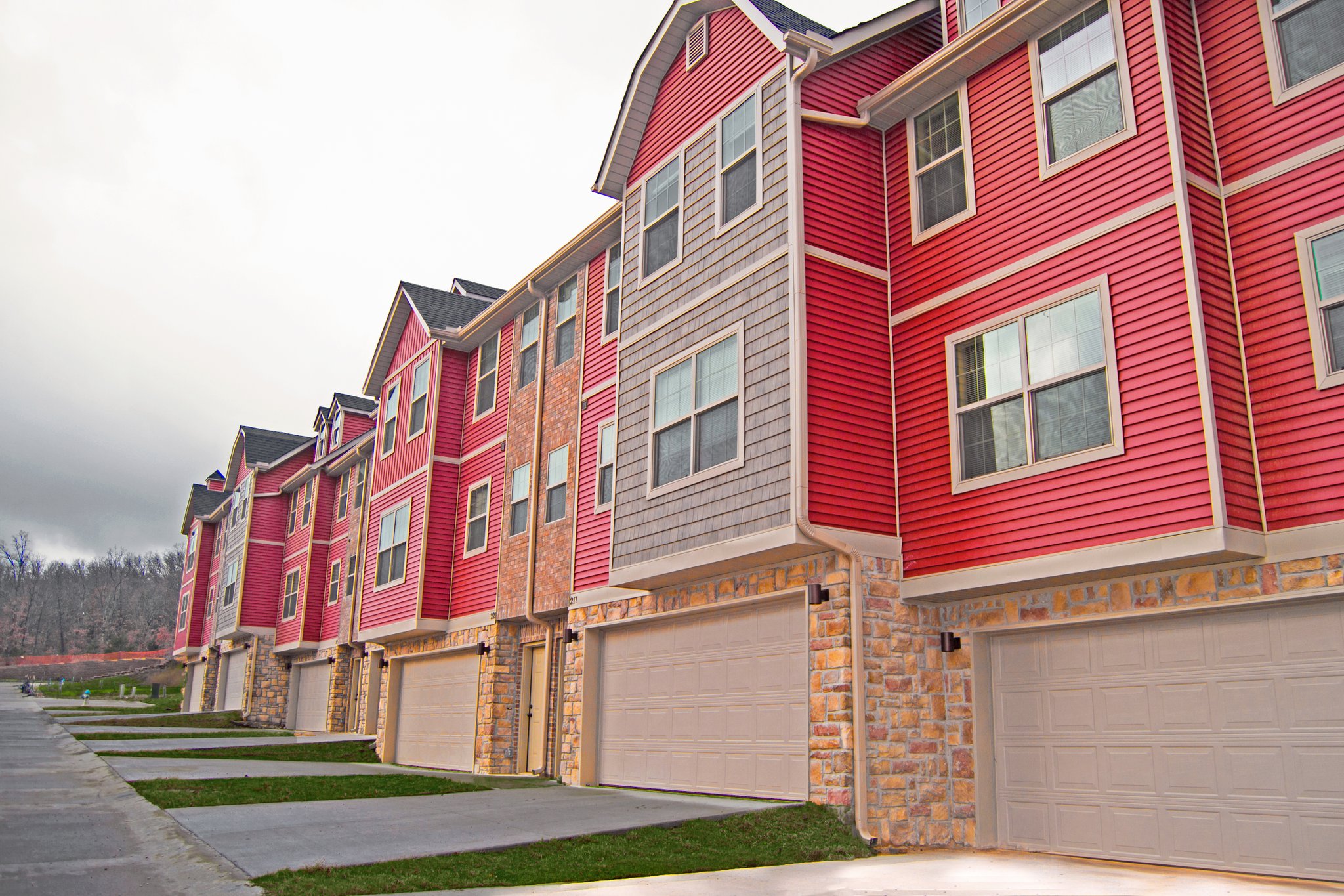 Fayetteville Townhome: 235 S Rolling Woods Way