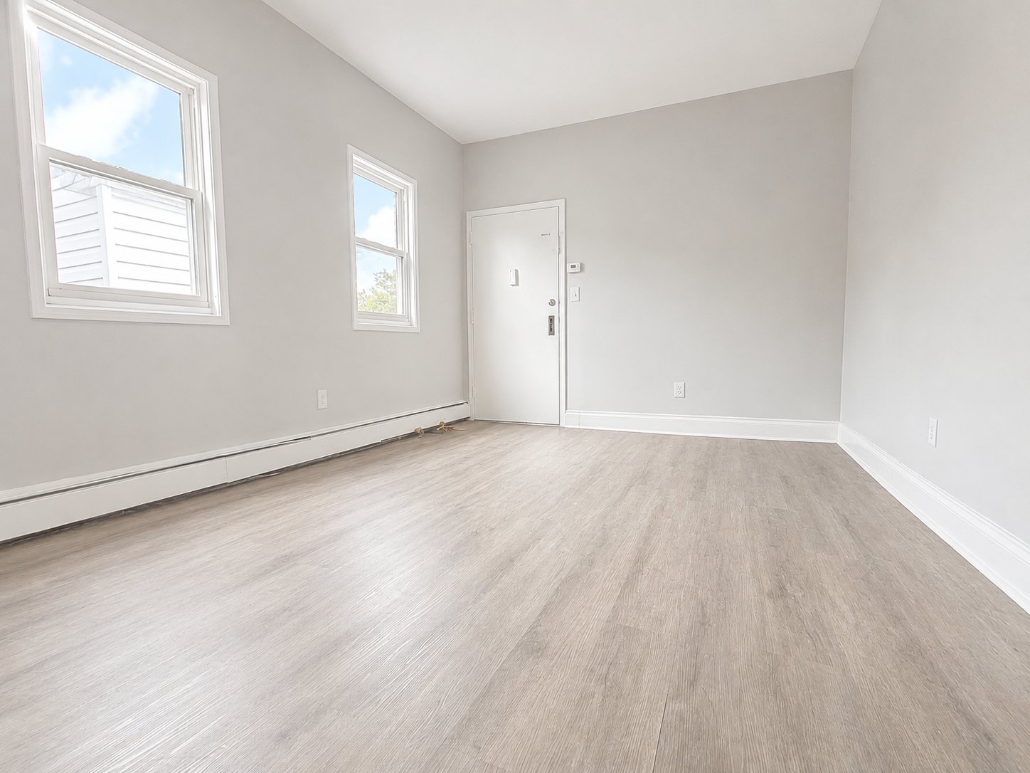 Newark Condo: 687 Summer Ave