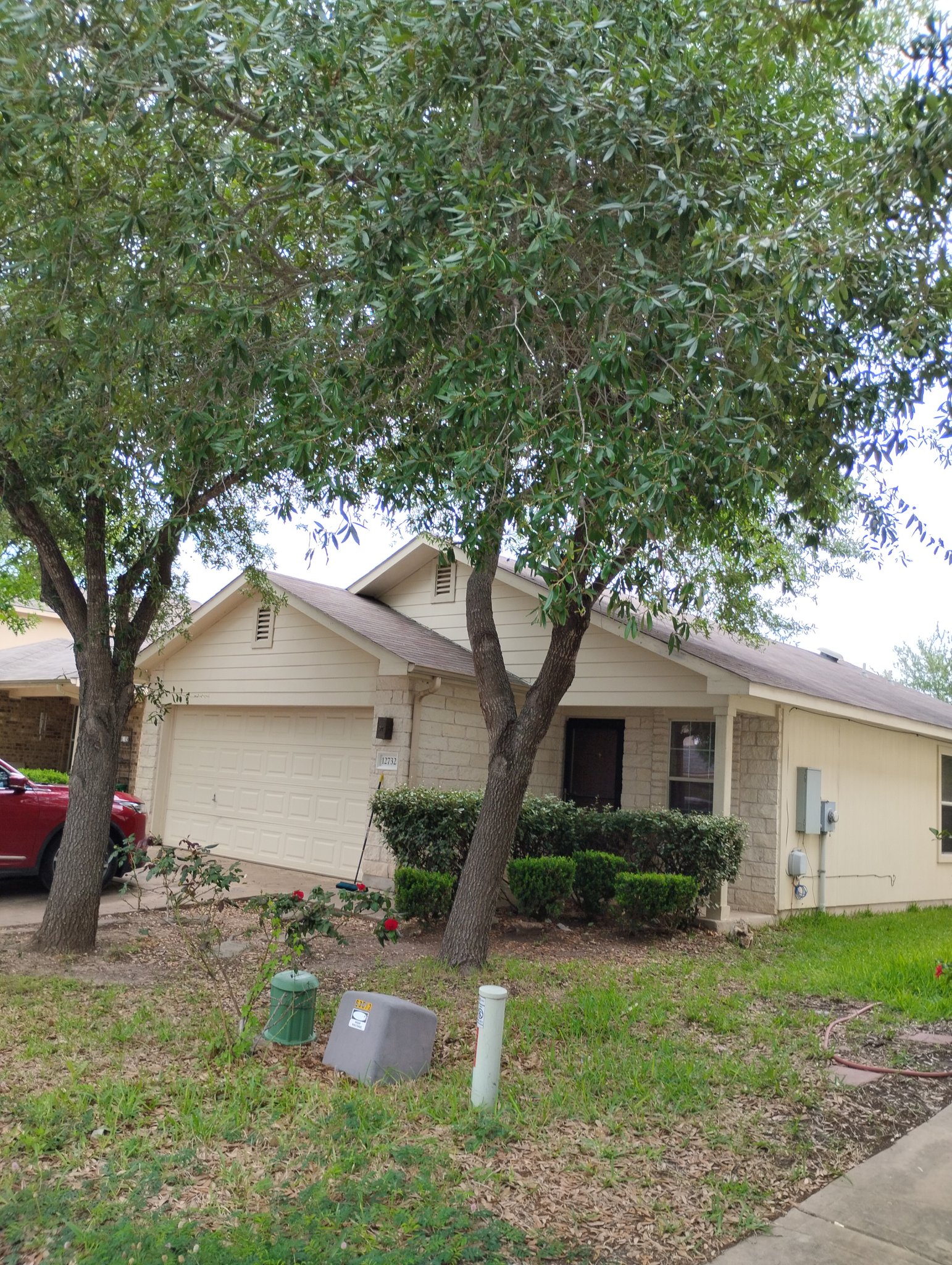 Manor House: 12732 St Mary Drive