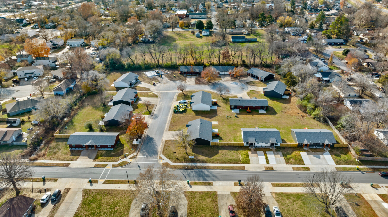 Springdale Multiplex: 303 Trailside Terrace