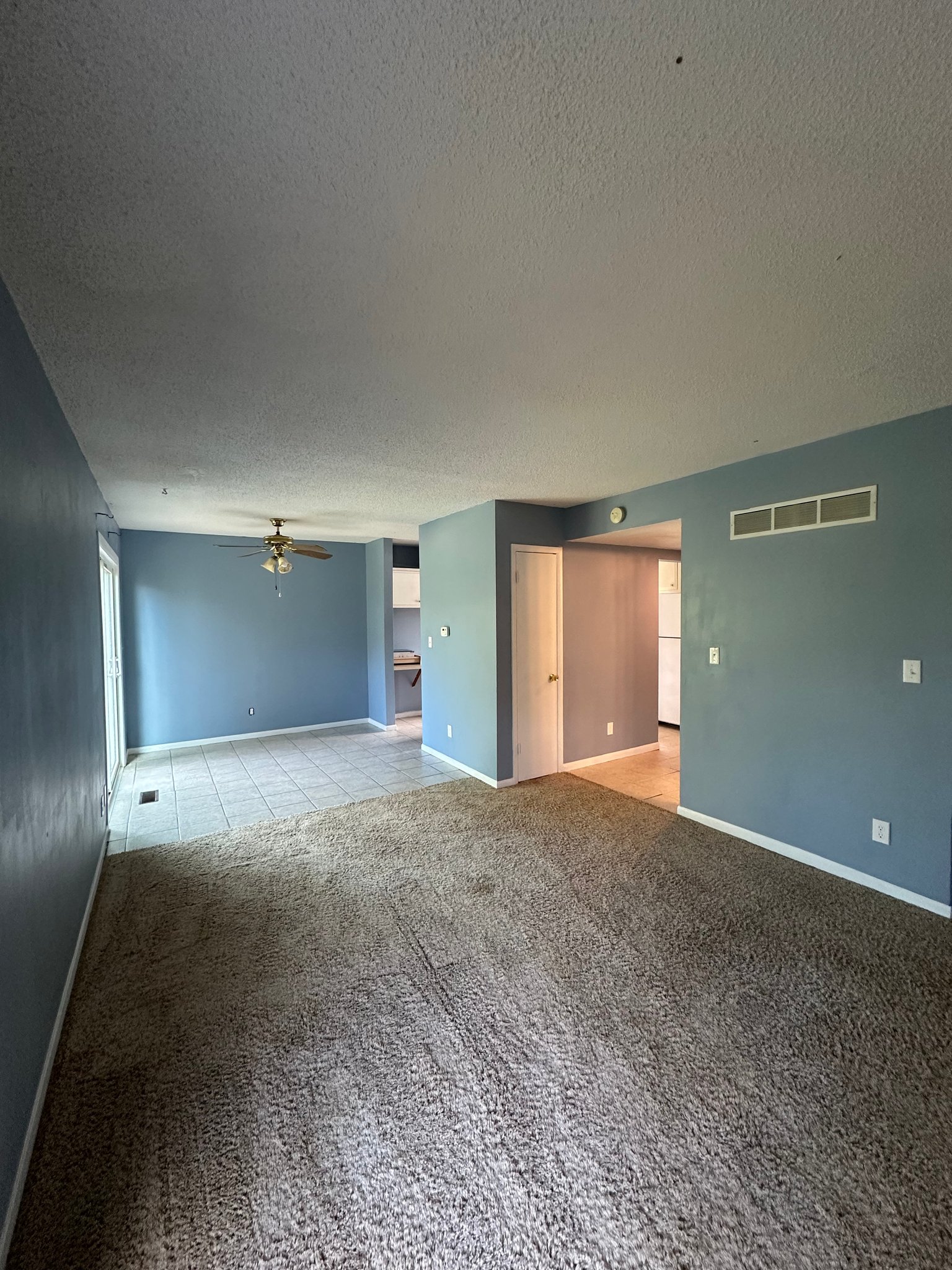 Lawrence Townhome: 2125 Quail Creek Dr