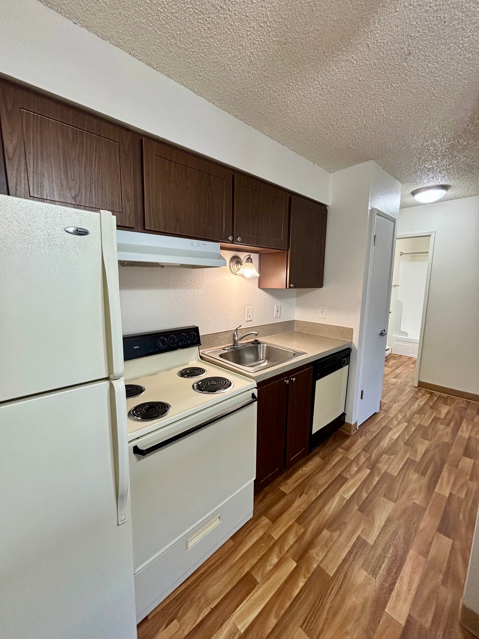 Beaverton Apartment: 3950 SW 102nd Ave
