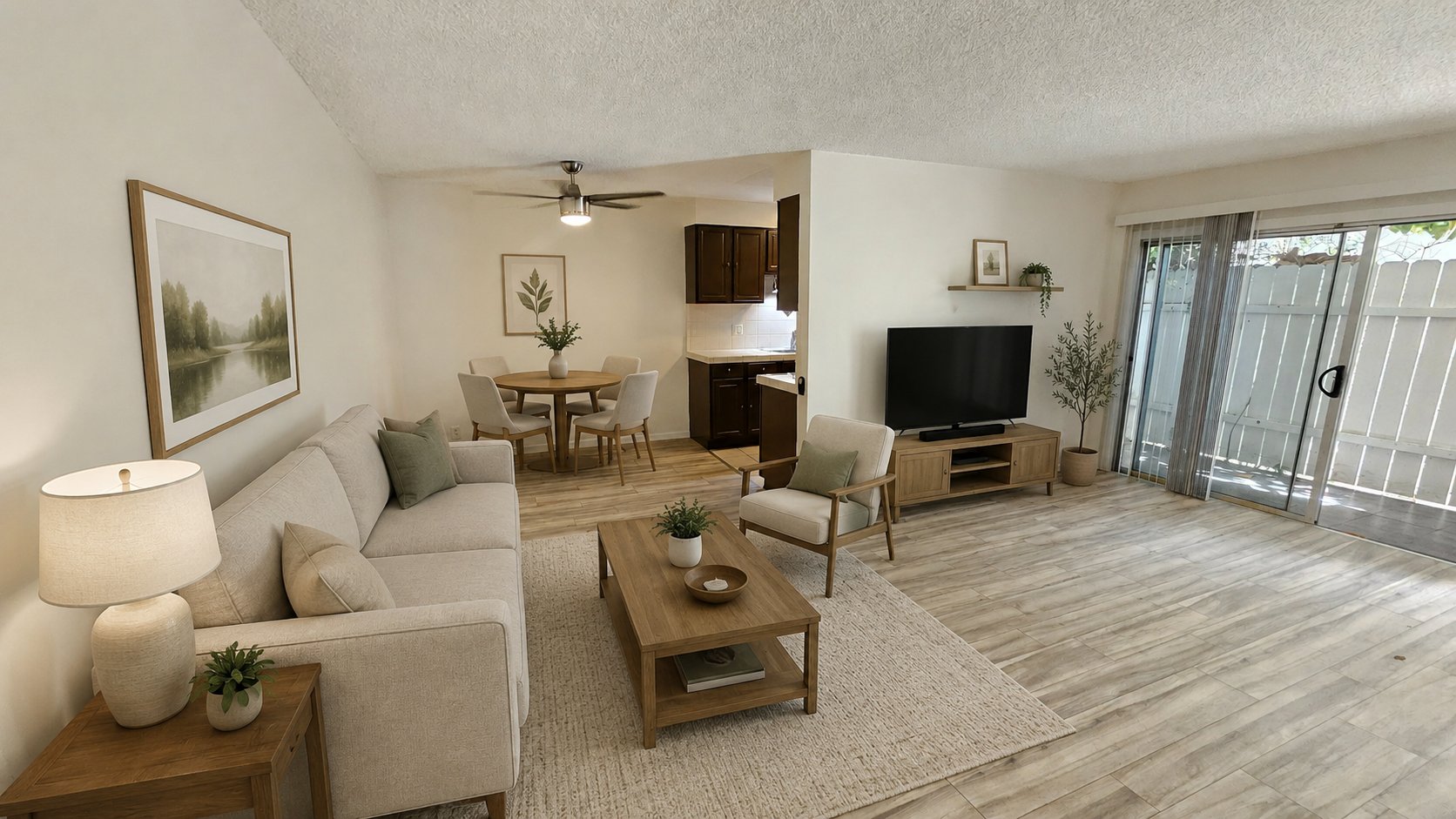 Los Angeles Apartment: 2130 N Beachwood Dr