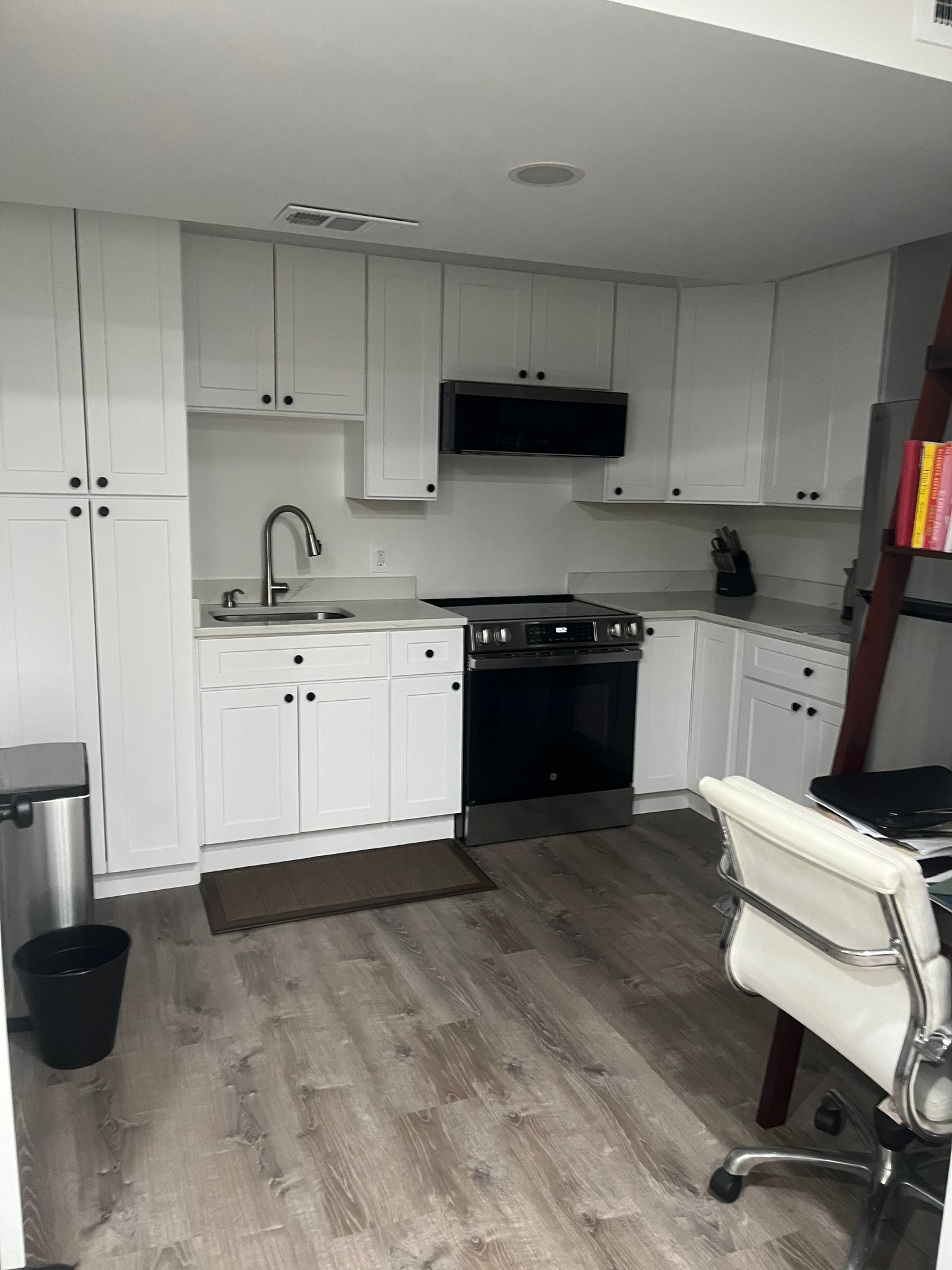 Washington House: 2908 Fort Baker Drive, SE