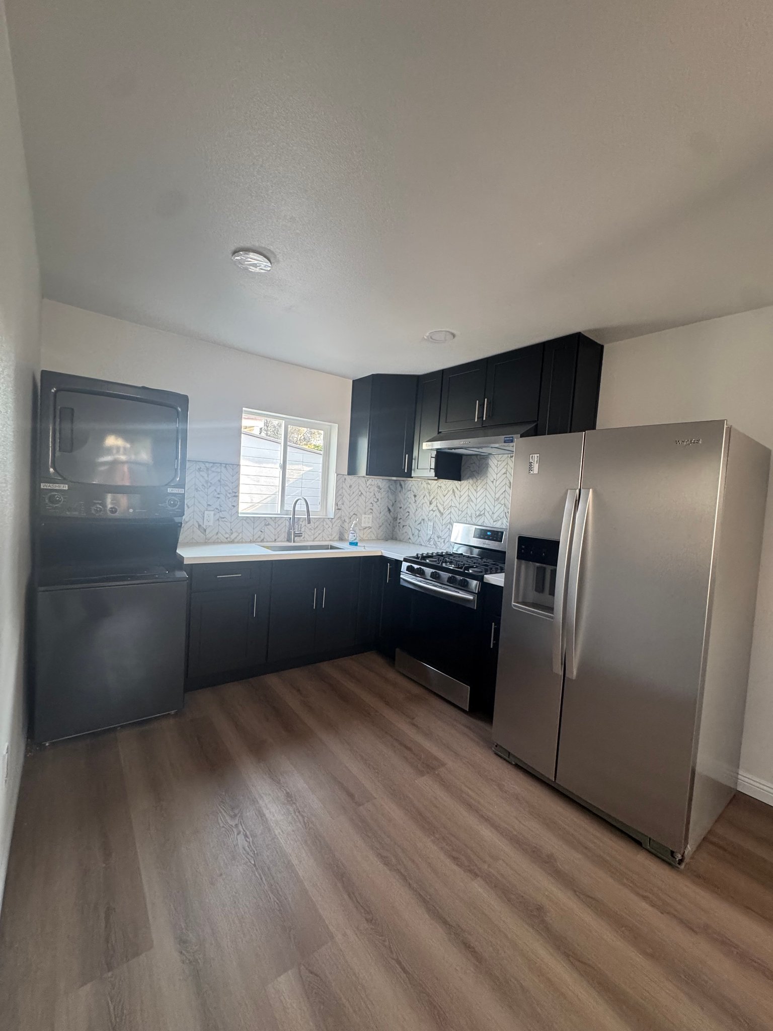 San Bernardino House: 1289 W 27th St