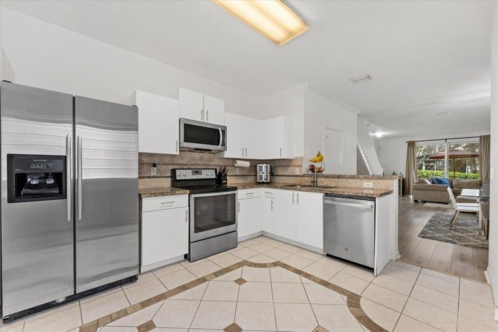 Weston Townhome: 2264 Salerno Circle